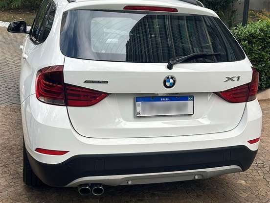 BMW-X1-2.0 16V TURBO ACTIVEFLEX SDRIVE20I 4P AUTOMÁTICO BMW-X1-2015