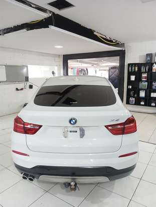 BMW-X4-2015