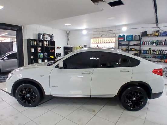 BMW-X4-2.0 28I X LINE 4X4 16V TURBO GASOLINA 4P AUTOMÁTICO BMW-X4-2015