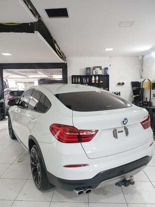 BMW-X4-2015