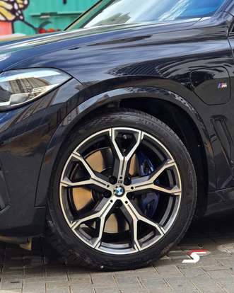 BMW-X5-2020