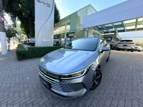 BYD KING 1.5 DM-I PHEV GS AUTOMÁTICO BYD KING 1.5 DM-I PHEV GS AUTOMÁTICO