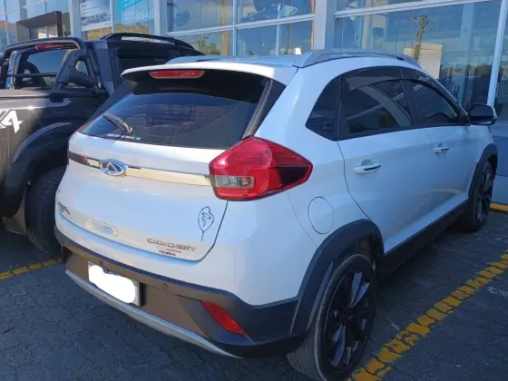 CAOA CHERY TIGGO 2 1.5 MPFI 16V FLEX LOOK 4P MANUAL CAOA CHERY TIGGO 2 1.5 MPFI 16V FLEX LOOK 4P MANUAL