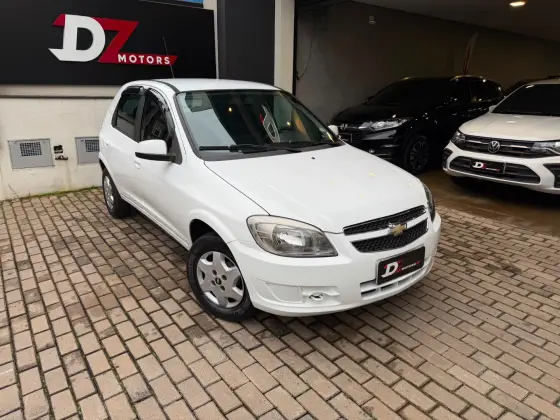 CHEVROLET CELTA 1.0 MPFI LT 8V FLEX 4P MANUAL CHEVROLET CELTA 1.0 MPFI LT 8V FLEX 4P MANUAL