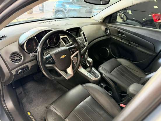 CHEVROLET-CRUZE-2013