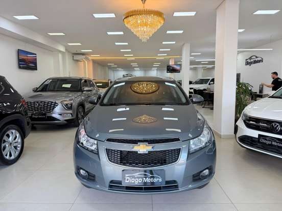 CHEVROLET-CRUZE-2013