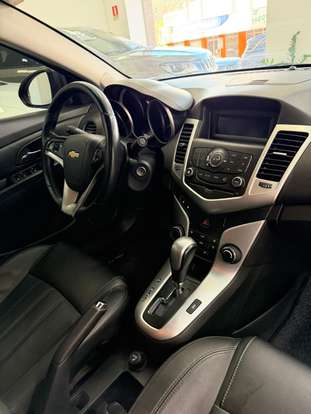 CHEVROLET-CRUZE-2013