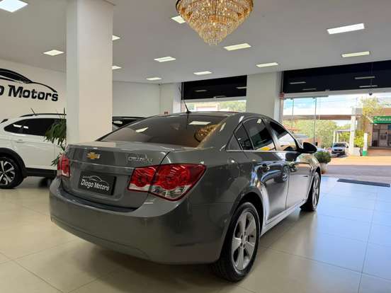 CHEVROLET-CRUZE-1.8 LT 16V FLEX 4P AUTOMÁTICO CHEVROLET-CRUZE-2013