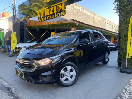 CHEVROLET ONIX 1.4 MPFI LT 8V FLEX 4P MANUAL CHEVROLET ONIX 1.4 MPFI LT 8V FLEX 4P MANUAL