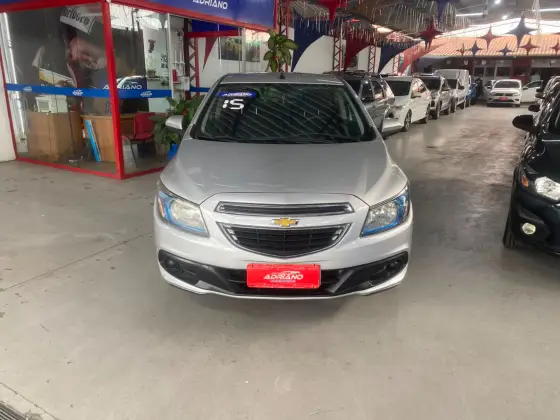 CHEVROLET ONIX 1.4 MPFI LT 8V FLEX 4P MANUAL CHEVROLET ONIX 1.4 MPFI LT 8V FLEX 4P MANUAL