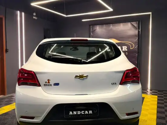 CHEVROLET-ONIX-1.4 MPFI LTZ 8V FLEX 4P AUTOMÁTICO CHEVROLET-ONIX-2018