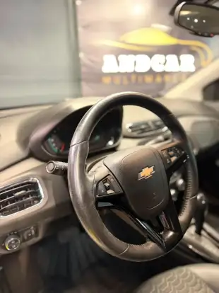 CHEVROLET-ONIX-2018