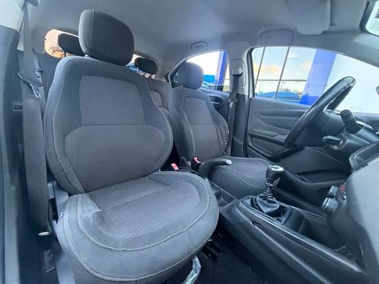 CHEVROLET-ONIX-1.4 MPFI LTZ 8V FLEX 4P MANUAL CHEVROLET-ONIX-2014