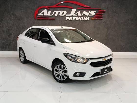 CHEVROLET PRISMA 1.4 MPFI ADVANTAGE 8V FLEX 4P AUTOMÁTICO