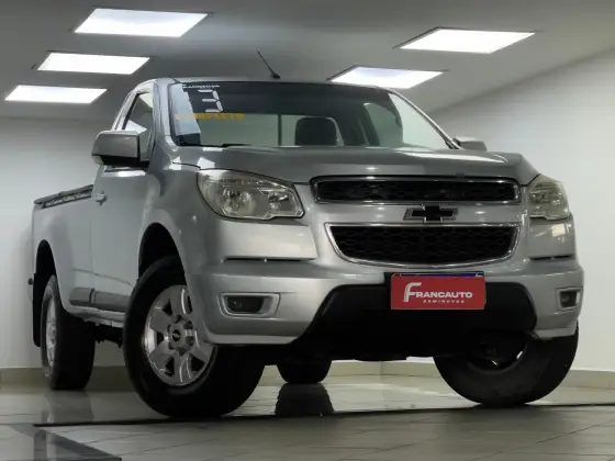 CHEVROLET S10 2.4 MPFI LT 4X2 CS 8V FLEX 2P MANUAL CHEVROLET S10 2.4 MPFI LT 4X2 CS 8V FLEX 2P MANUAL