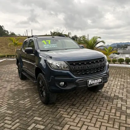 CHEVROLET S10 2.8 HIGH COUNTRY 4X4 CD 16V TURBO DIESEL 4P AUTOMÁTICO CHEVROLET S10 2.8 HIGH COUNTRY 4X4 CD 16V TURBO DIESEL 4P AUTOMÁTICO