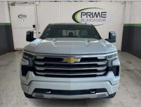 CHEVROLET SILVERADO 5.3 V8 GASOLINA 1500 HIGH COUNTRY 4X4 AUTOMÁTICO CHEVROLET SILVERADO 5.3 V8 GASOLINA 1500 HIGH COUNTRY 4X4 AUTOMÁTICO