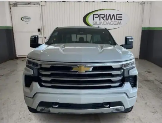 CHEVROLET-SILVERADO-2025