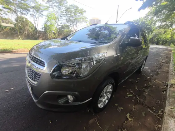 CHEVROLET SPIN 1.8 LTZ 8V FLEX 4P AUTOMÁTICO CHEVROLET SPIN 1.8 LTZ 8V FLEX 4P AUTOMÁTICO