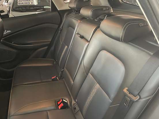CHEVROLET-TRACKER-2022