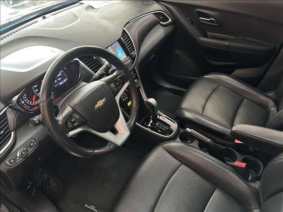 CHEVROLET-TRACKER-2018