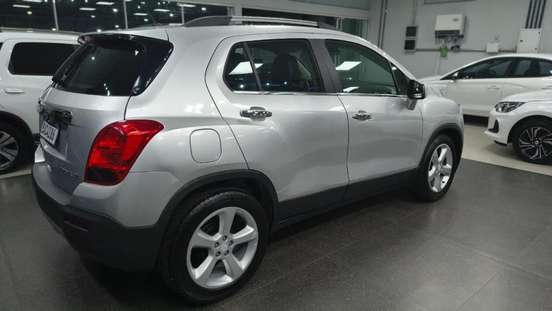 CHEVROLET-TRACKER-2015