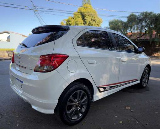 CHEVROLET-ONIX-1.4 MPFI EFFECT 8V FLEX 4P MANUAL CHEVROLET-ONIX-2016