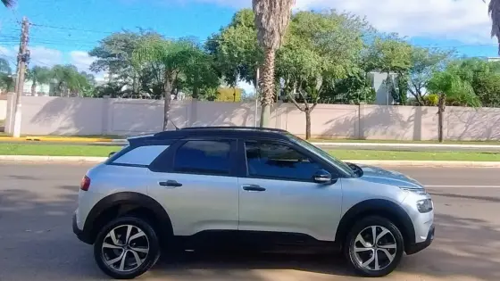 CITROËN C4 CACTUS 1.6 VTI 120 FLEX FEEL EAT6 CITROËN C4 CACTUS 1.6 VTI 120 FLEX FEEL EAT6