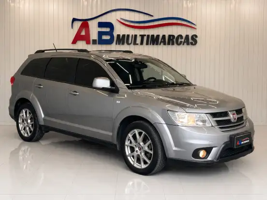 FIAT-FREEMONT-2.4 PRECISION 16V GASOLINA 4P AUTOMÁTICO FIAT-FREEMONT-2014