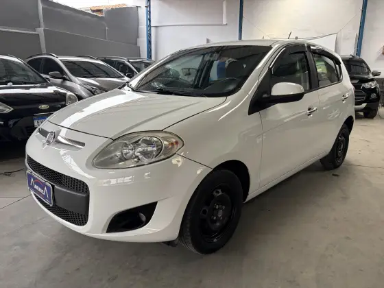 FIAT PALIO 1.0 MPI ATTRACTIVE 8V FLEX 4P MANUAL FIAT PALIO 1.0 MPI ATTRACTIVE 8V FLEX 4P MANUAL