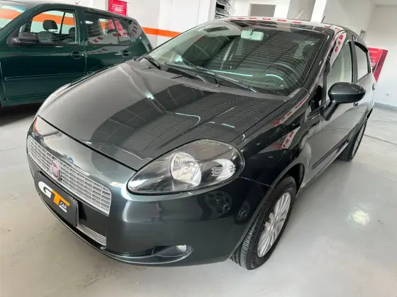 FIAT PUNTO 1.4 ATTRACTIVE 8V FLEX 4P MANUAL FIAT PUNTO 1.4 ATTRACTIVE 8V FLEX 4P MANUAL