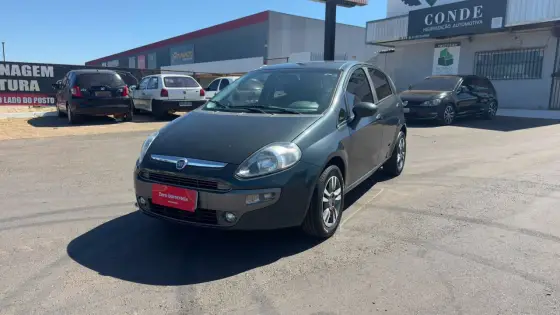FIAT PUNTO 1.6 ESSENCE 16V FLEX 4P MANUAL