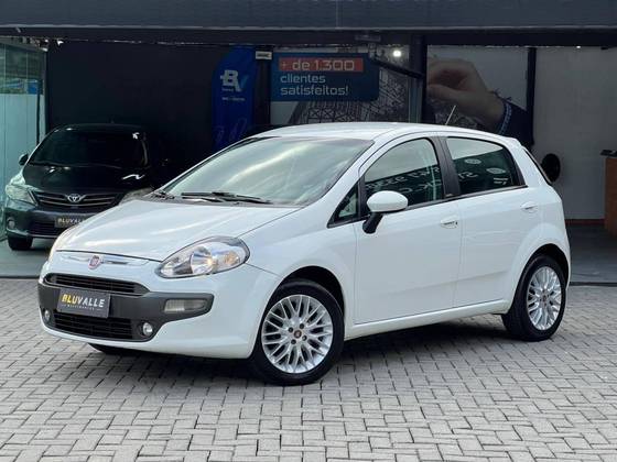 FIAT PUNTO 1.6 ESSENCE 16V FLEX 4P MANUAL
