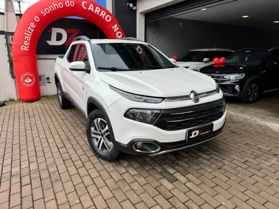 FIAT TORO 2.0 16V TURBO DIESEL FREEDOM 4WD AT9 FIAT TORO 2.0 16V TURBO DIESEL FREEDOM 4WD AT9