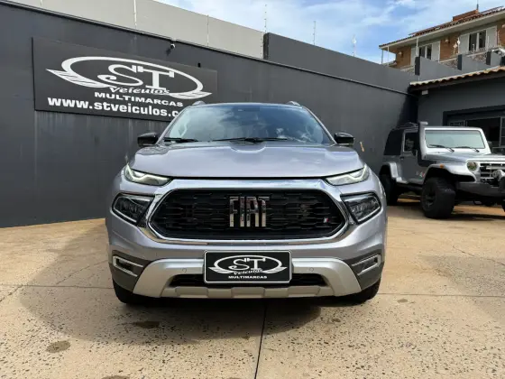 FIAT TORO 2.0 16V TURBO DIESEL VOLCANO 4WD AT9
