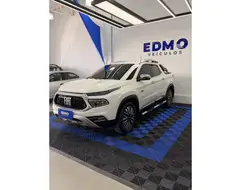FIAT TORO 2.0 16V TURBO DIESEL RANCH 4WD AT9 FIAT TORO 2.0 16V TURBO DIESEL RANCH 4WD AT9