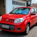 FIAT UNO 1.0 EVO VIVACE 8V FLEX 4P MANUAL FIAT UNO 1.0 EVO VIVACE 8V FLEX 4P MANUAL