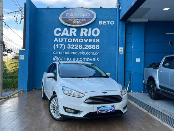 FORD FOCUS 2.0 TITANIUM SEDAN 16V FLEX 4P POWERSHIFT