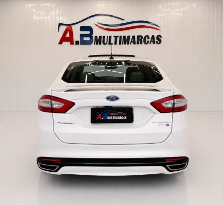 FORD-FUSION-2014