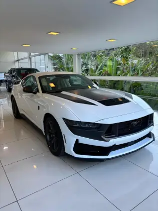 FORD MUSTANG 5.0 V8 GASOLINA DARK HORSE SELECTSHIFT FORD MUSTANG 5.0 V8 GASOLINA DARK HORSE SELECTSHIFT