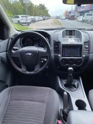 FORD-RANGER-2013