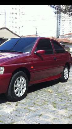 FORD-ESCORT-1998