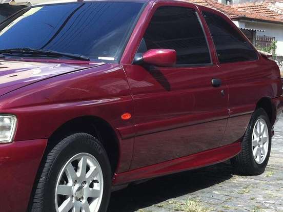 FORD-ESCORT-1.8 MPI RS 16V GASOLINA 2P MANUAL FORD-ESCORT-1998