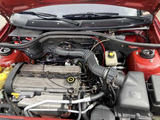 FORD-ESCORT-1.8 MPI RS 16V GASOLINA 2P MANUAL FORD-ESCORT-1998