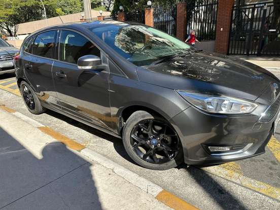 FORD-FOCUS-2018