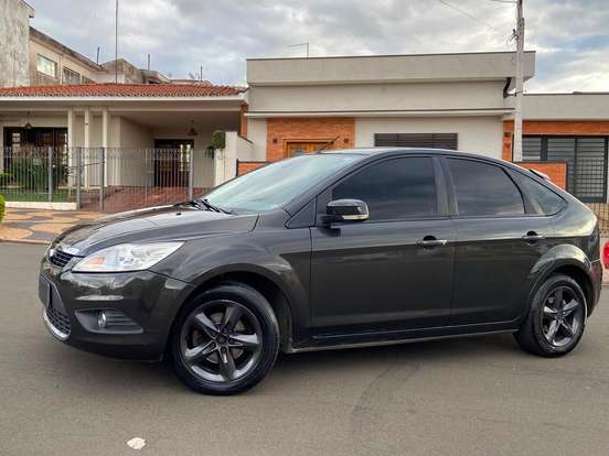 FORD-FOCUS-2.0 16V FLEX 4P AUTOMÁTICO FORD-FOCUS-2012