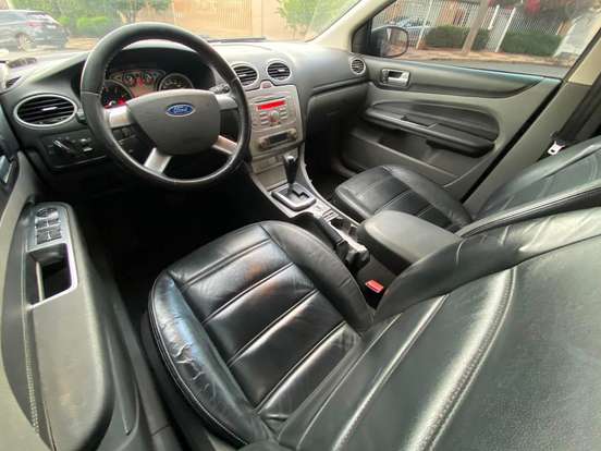 FORD-FOCUS-2.0 16V FLEX 4P AUTOMÁTICO FORD-FOCUS-2012