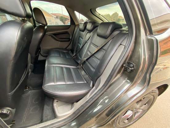 FORD-FOCUS-2.0 16V FLEX 4P AUTOMÁTICO FORD-FOCUS-2012