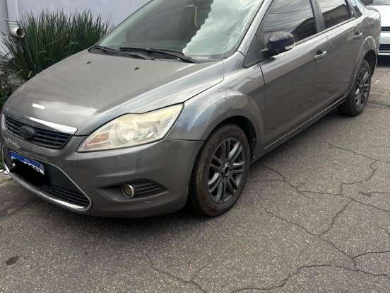 FORD-FOCUS-2.0 GHIA SEDAN 16V GASOLINA 4P AUTOMÁTICO FORD-FOCUS-2009