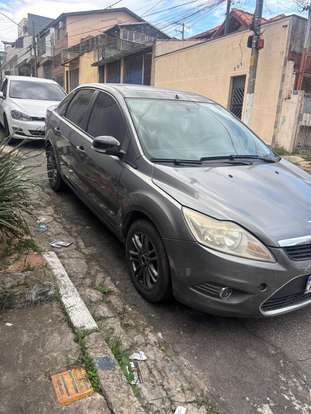 FORD-FOCUS-2009